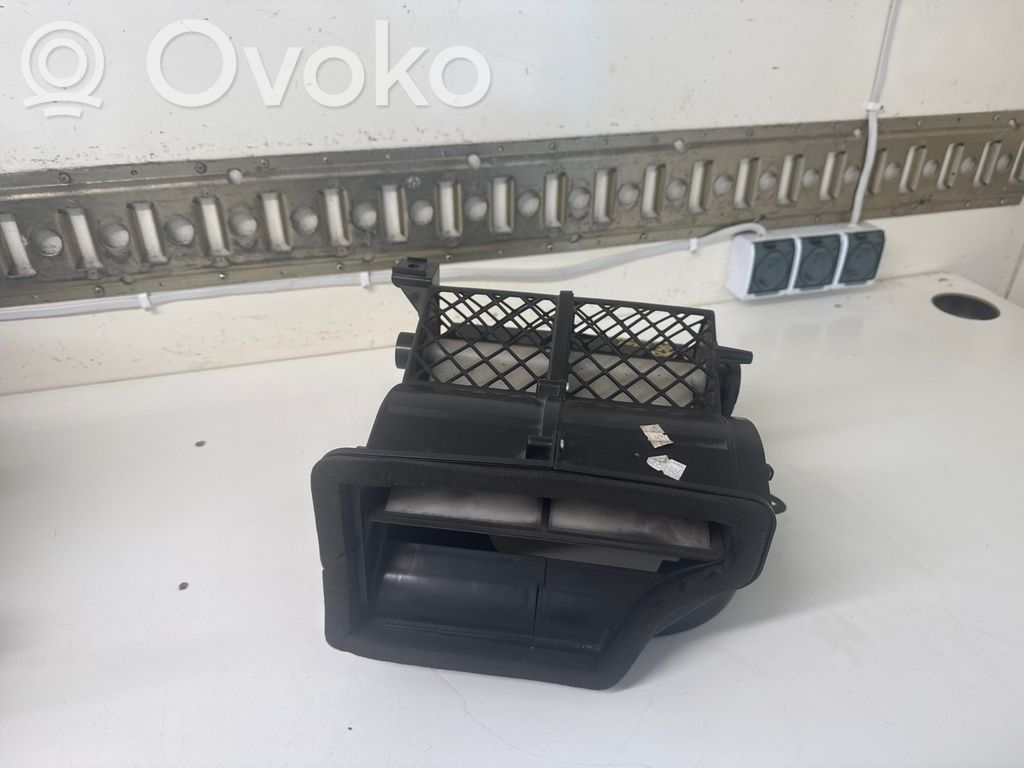 Ford Transit Custom Repuesto del conducto de ventilación 