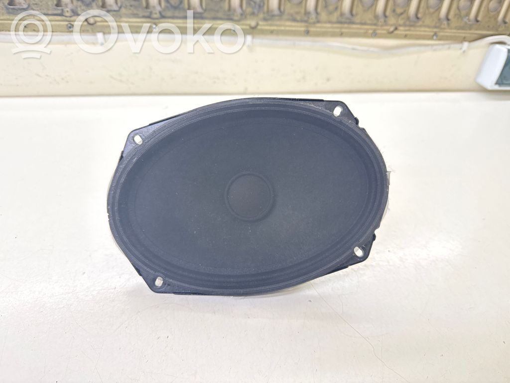 Ram 1500 DT Front door speaker 