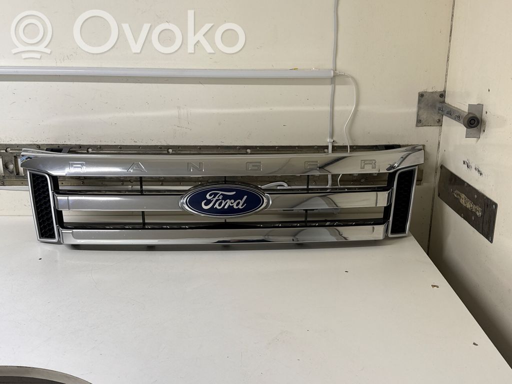 Ford Ranger Augšējais režģis 