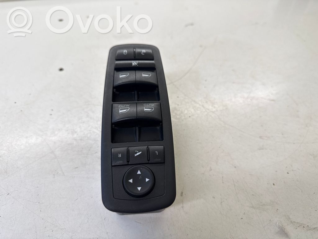 Ram 1500 Electric window control switch 