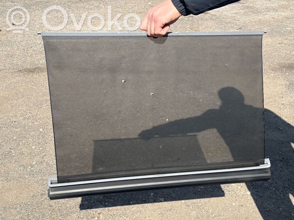 Zasłona przeciwsłoneczna okna tylnego   9902001546