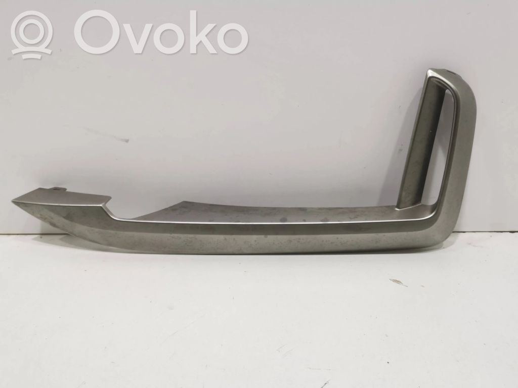 BMW 7 G11 G12 Listwa zderzaka przedniego 