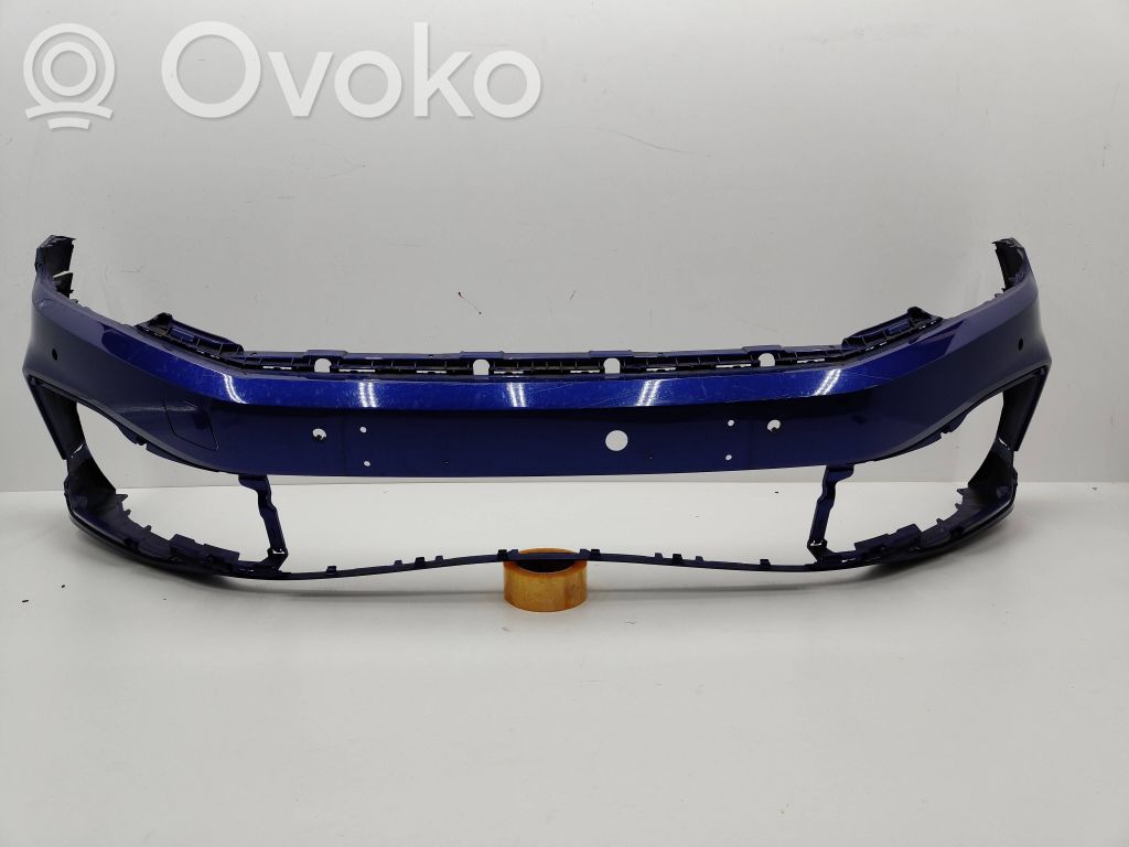 Volkswagen PASSAT B8 Front bumper 