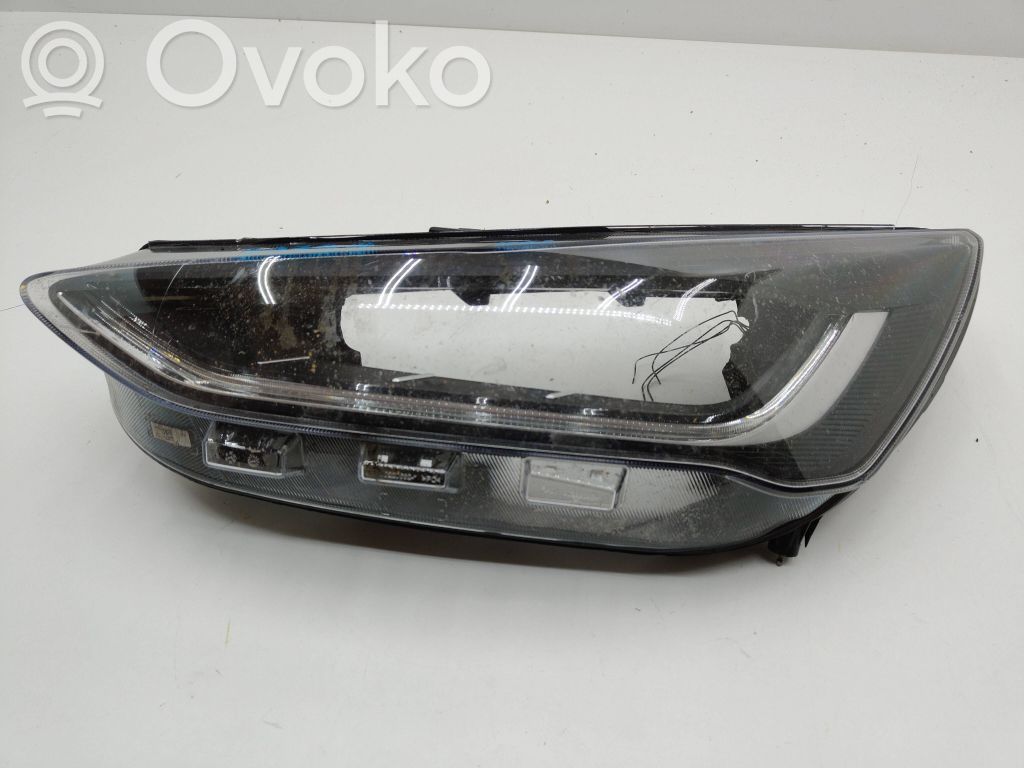 Ford Focus Headlight/headlamp 