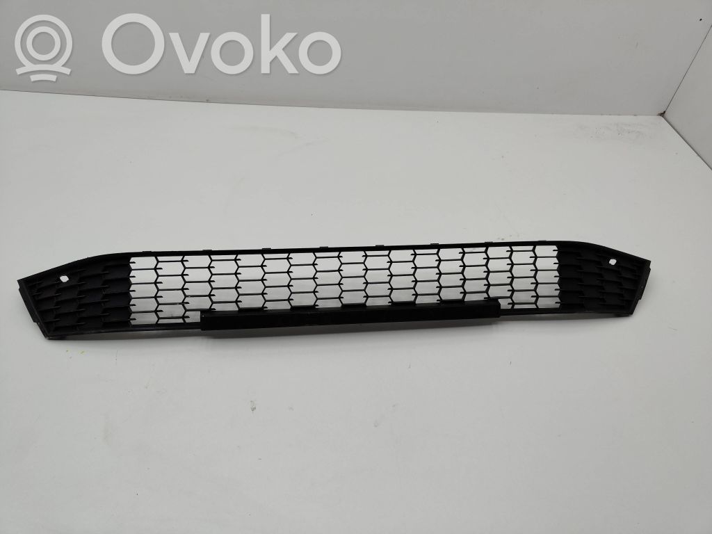 Skoda Fabia Mk4 (6VA) Kratka dolna zderzaka przedniego 