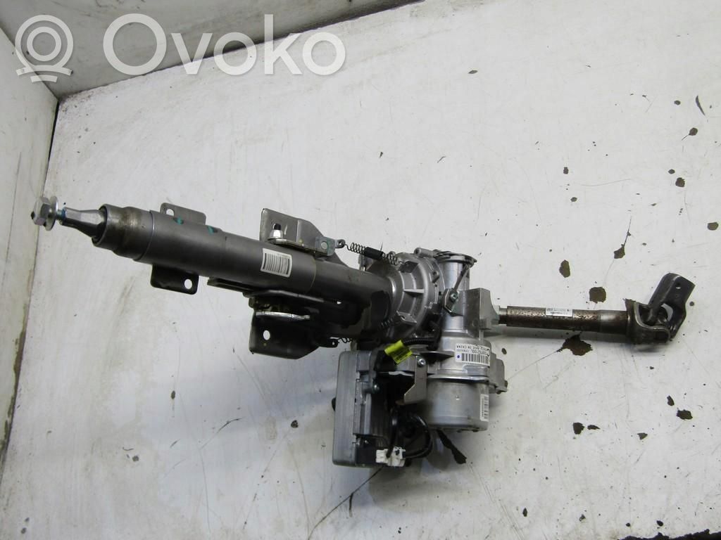 Mazda 2 Vairo rato ašis 