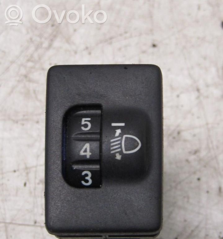 Toyota Yaris Light switch 