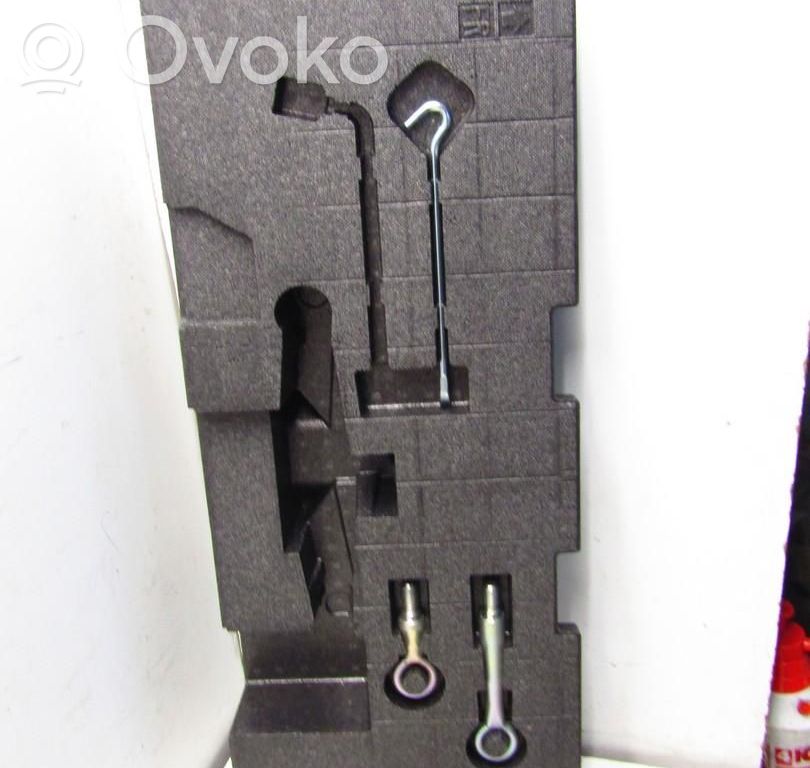 Mazda CX-5 Spare wheel section trim 