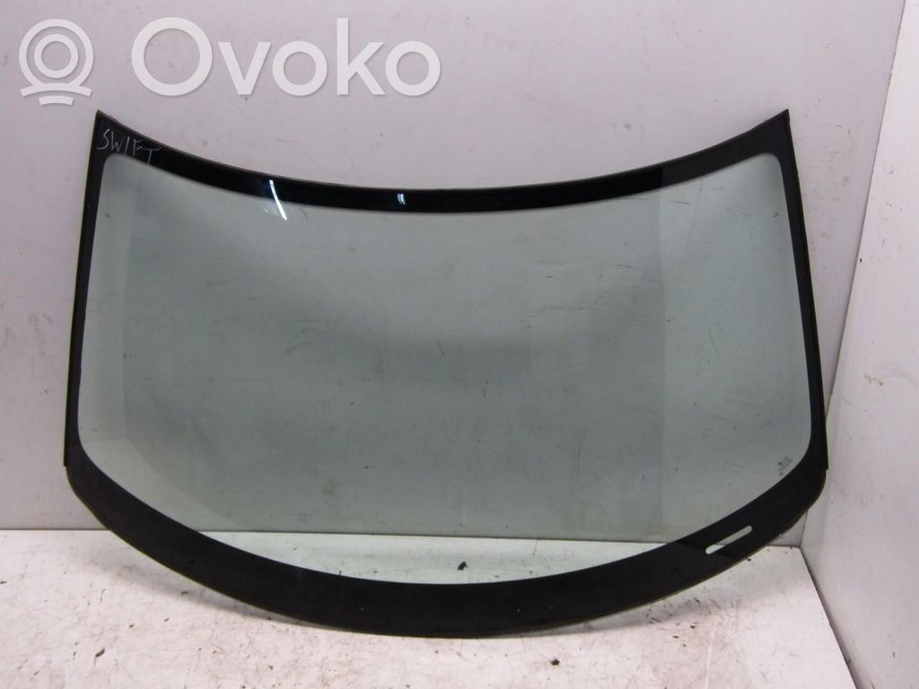 Front windscreen/windshield window   3567,3567