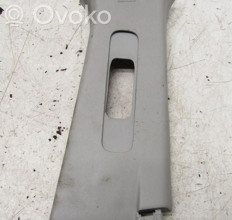 Suzuki Swift III Rivestimento montante (C) 