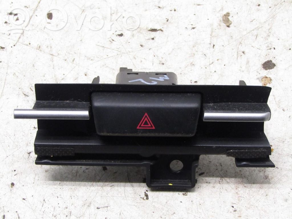 Mazda 2 Hazard light switch 