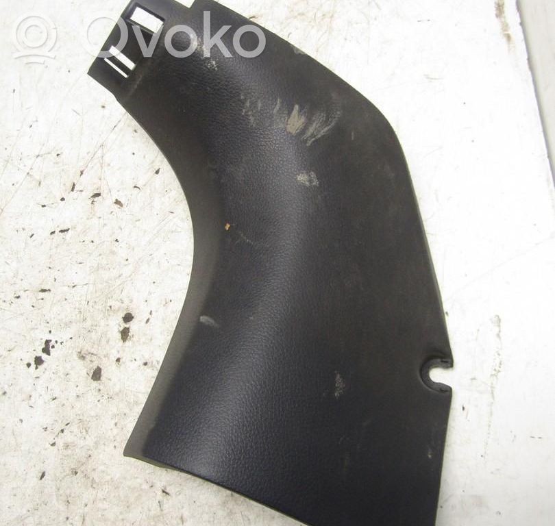 Nissan Pulsar (C) pillar trim 