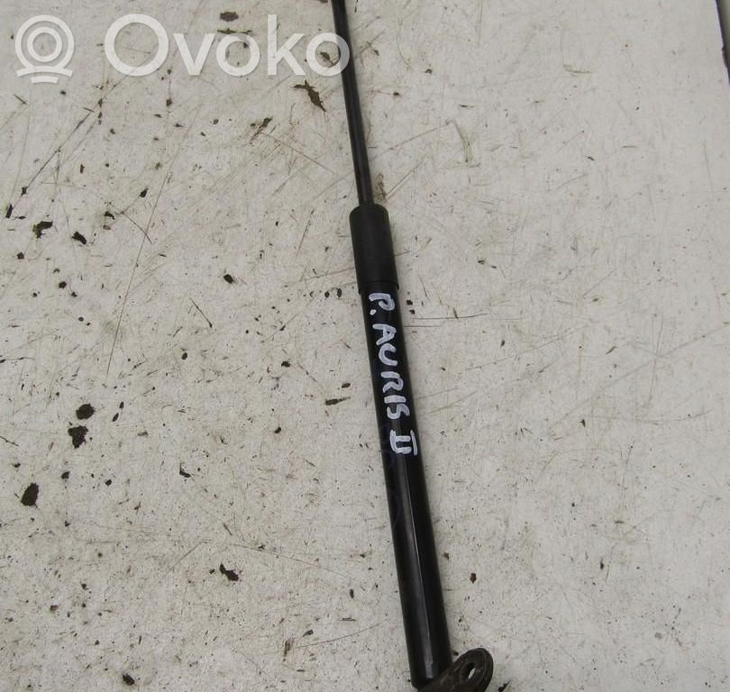 Toyota Auris E180 Amortyzator / Siłownik tylnej klapy bagażnika 