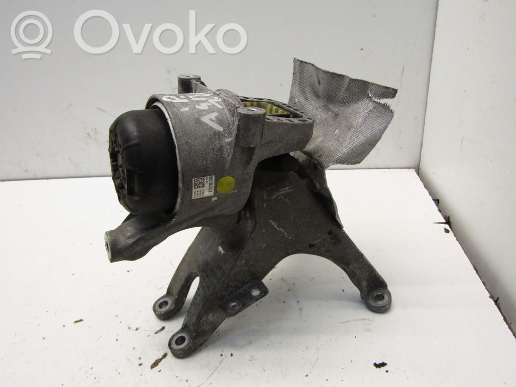 Audi A4 S4 B9 Engine mount vacuum valve 