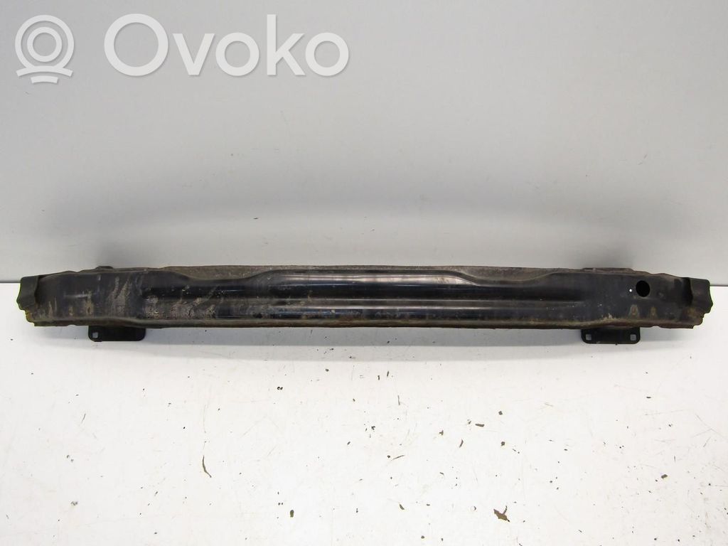 Audi Q3 8U Takapuskurin tukipalkki 