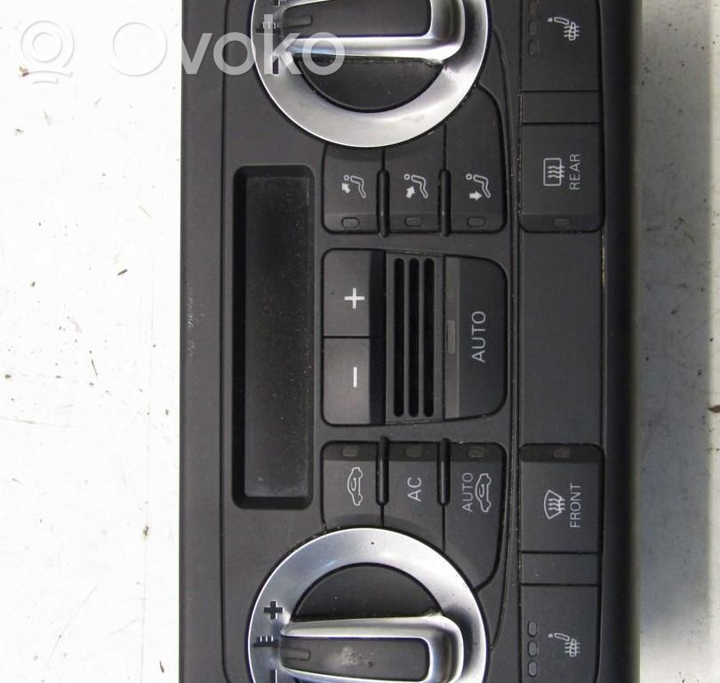Audi Q3 8U Climate control unit 