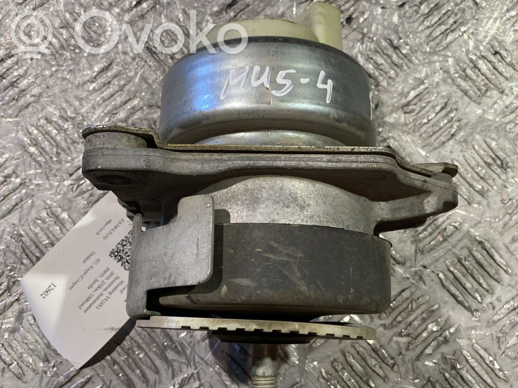 Ford Mustang VI Engine mount bracket 