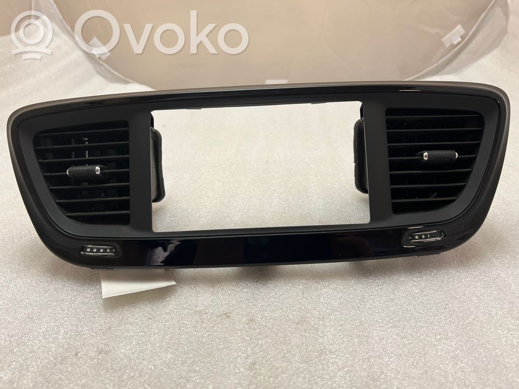 Chrysler Pacifica Centrinės oro grotelės 