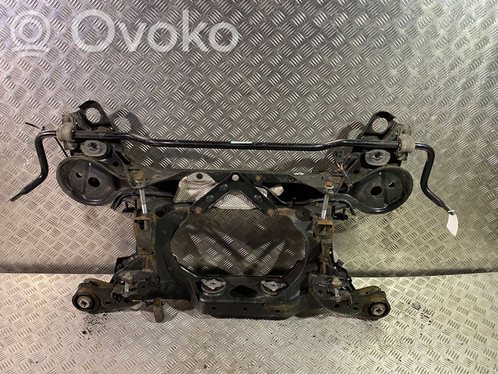 Volvo XC90 Rama pomocnicza tylna 