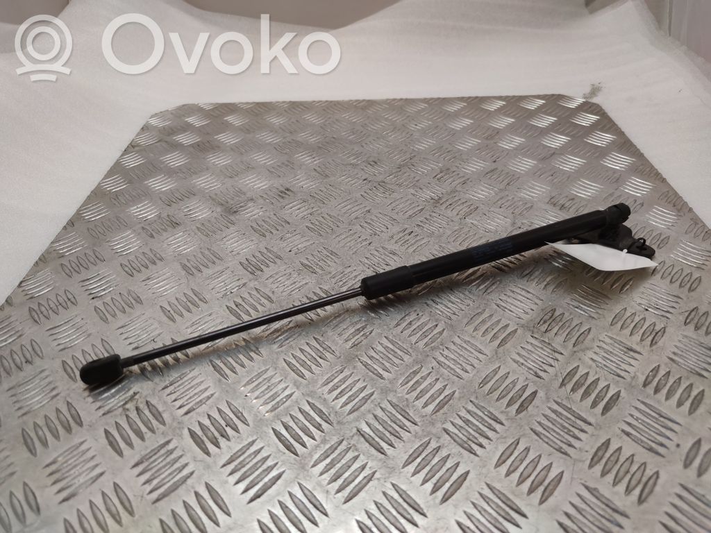 Audi A1 Tailgate/trunk strut/damper 