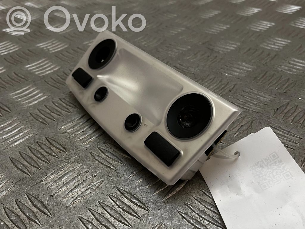Takaistuimen valo   6962057