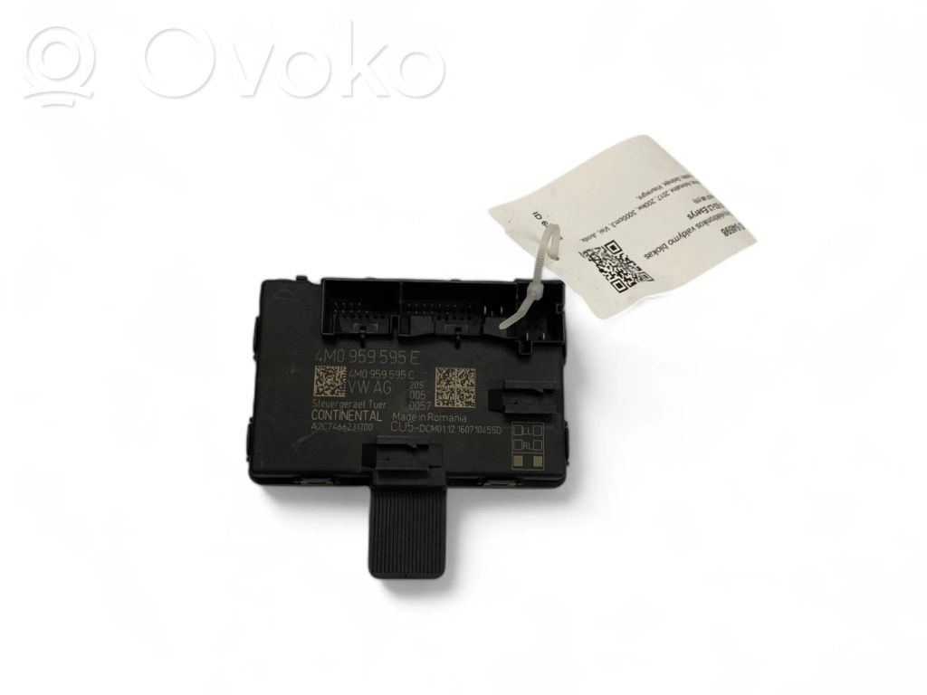 Audi Q7 4M Door control unit/module 