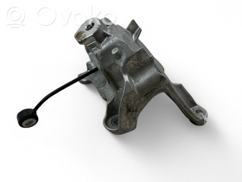 Audi A4 S4 B9 8W Engine mounting bracket 