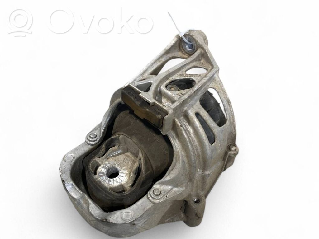 Audi Q7 4M Engine mount bracket 