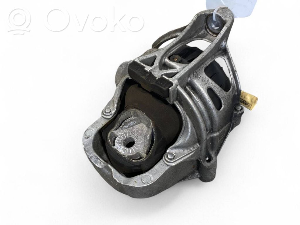 Audi Q7 4M Engine mount bracket 