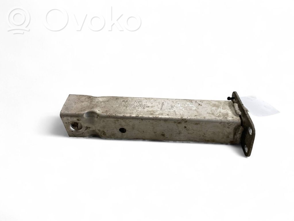 Radiator support slam panel bracket   4M0802037A
