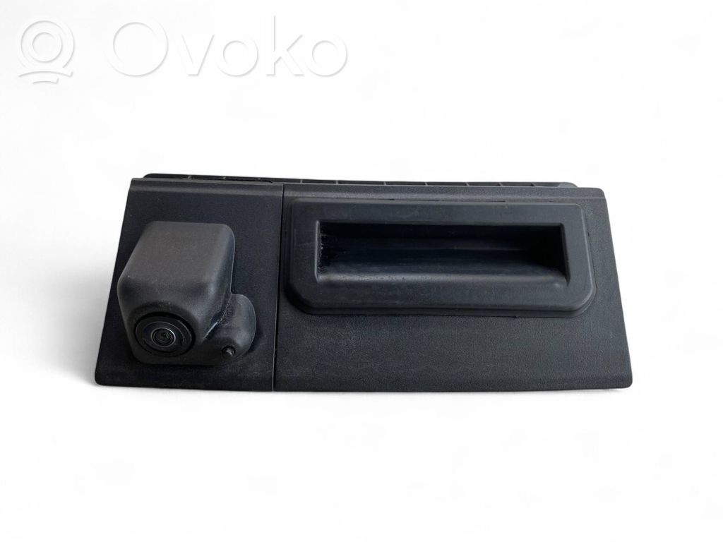 Audi e-tron Tailgate handle with camera 