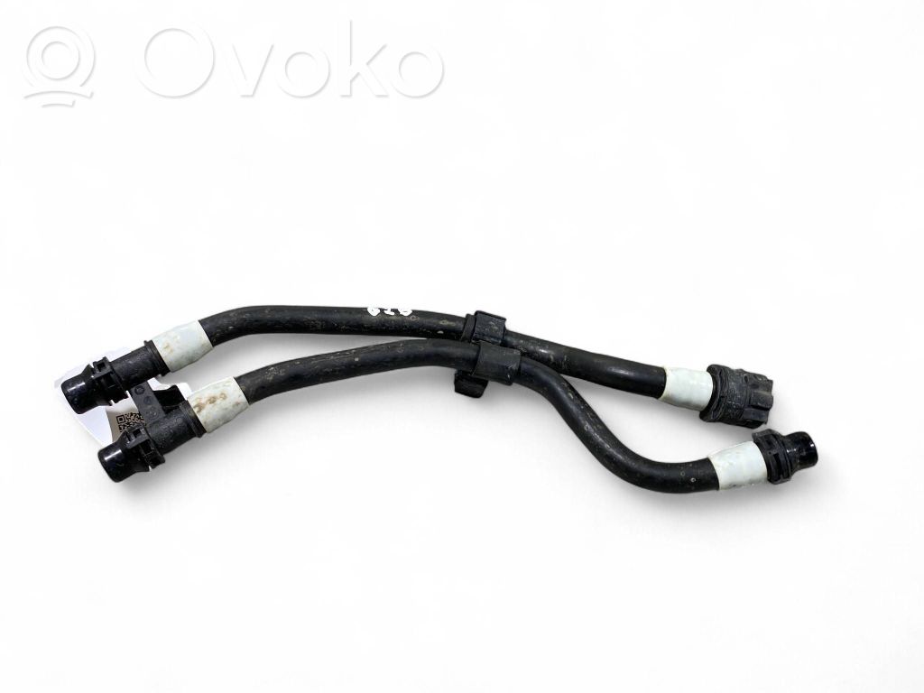 BMW i4 Engine coolant pipe/hose 