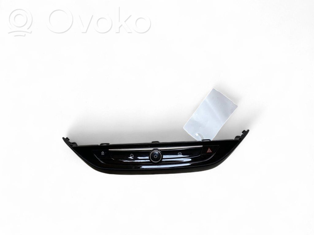 Opel Corsa F Unidad central de control multimedia 