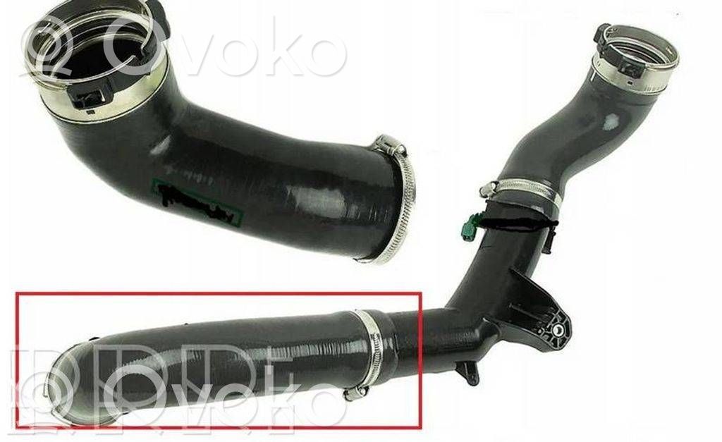 Renault Master III Intercooler hose/pipe 
