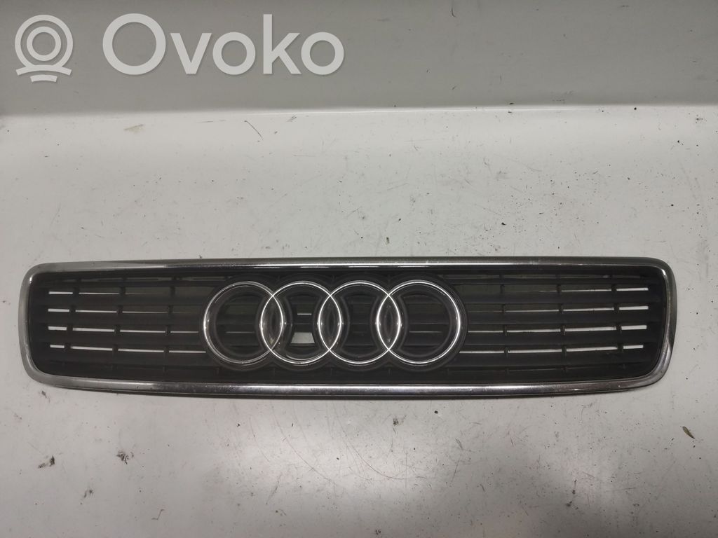 Grotelės priekinės