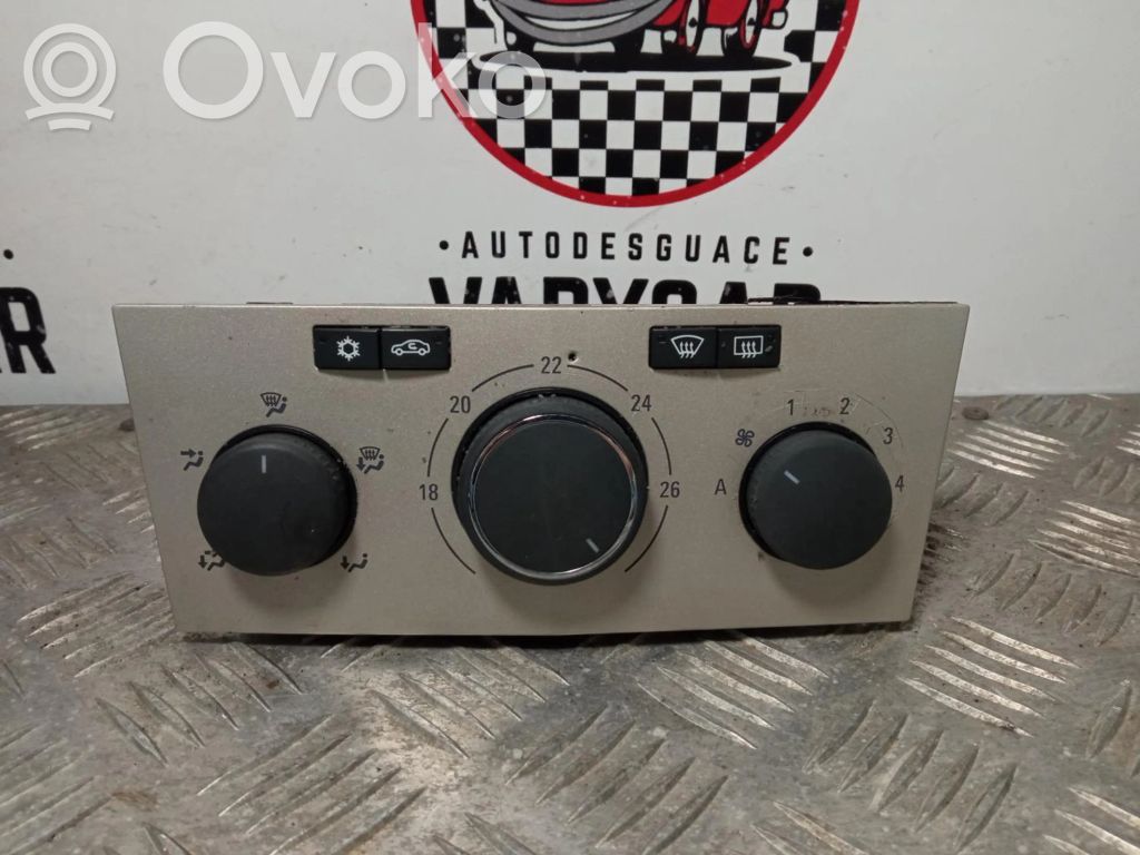Opel Astra H Panel klimatyzacji 