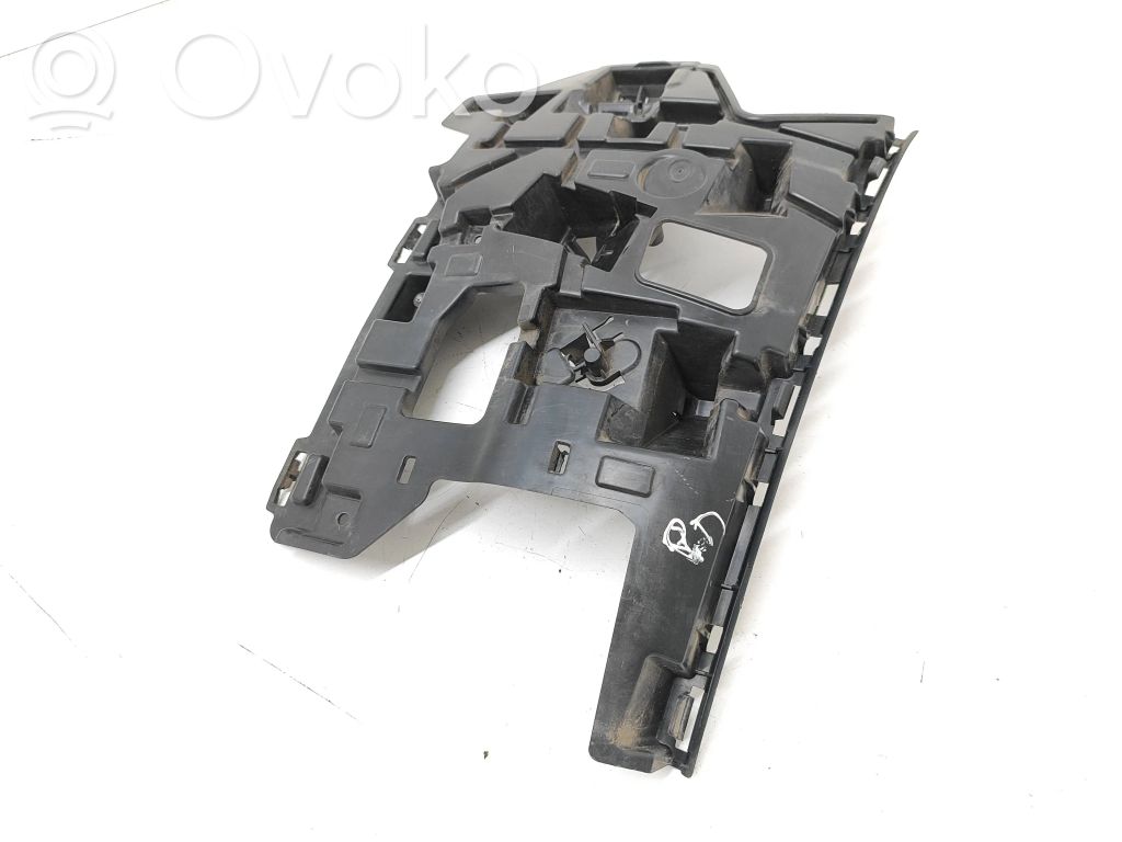 Volvo V40 Front bumper mounting bracket 