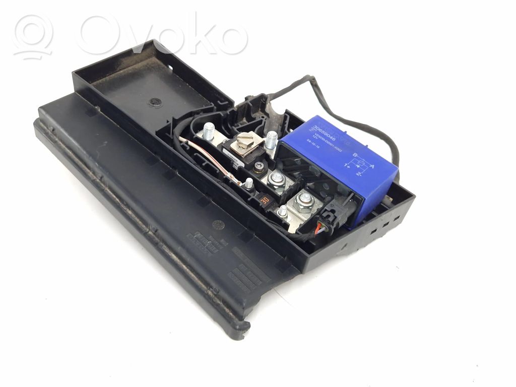 Volvo V40 Fuse module 