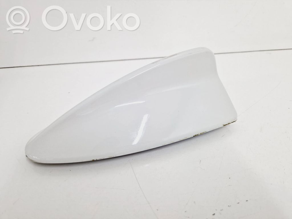 BMW X3 F25 Osłona anteny dachowej GPS 