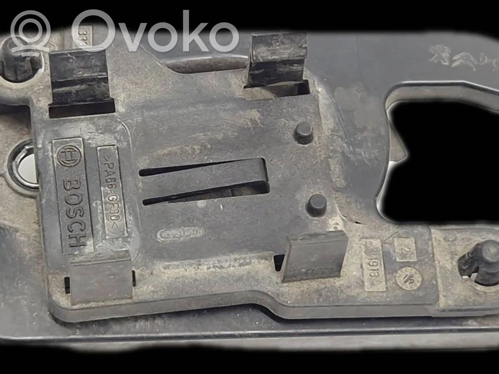 Peugeot 308 Other engine bay part 