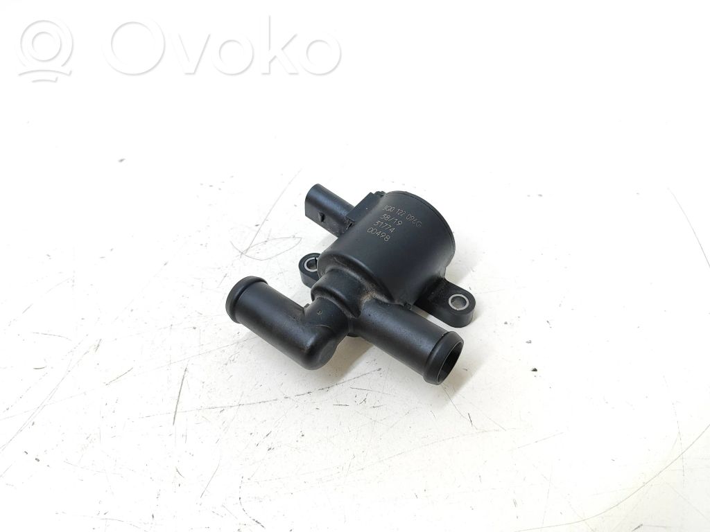 Volkswagen PASSAT B8 Electric auxiliary coolant/water pump 