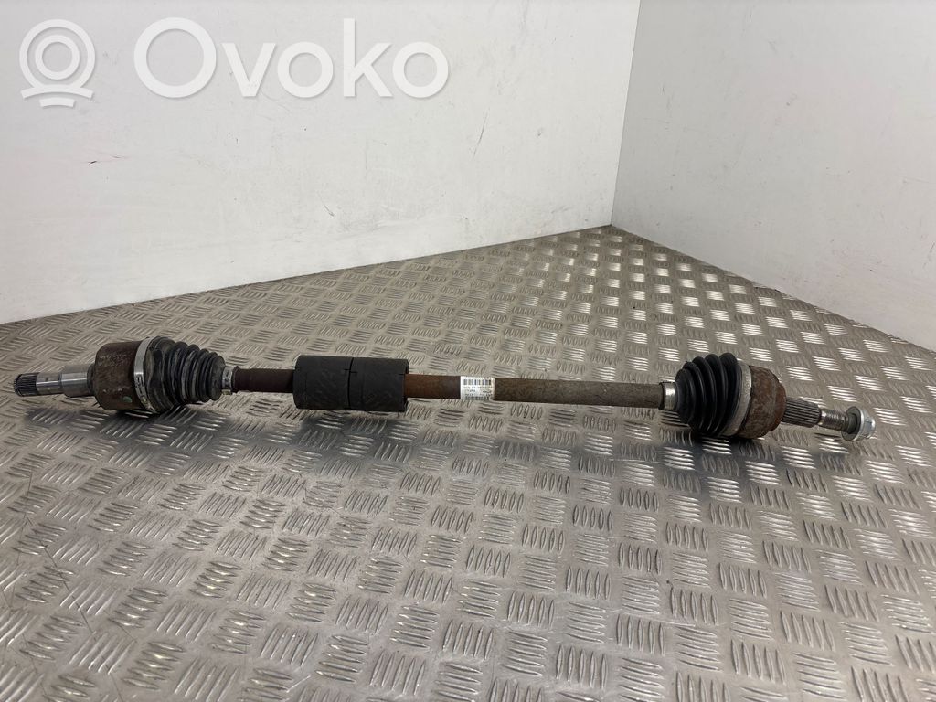 Ford Focus Etuvetoakseli 
