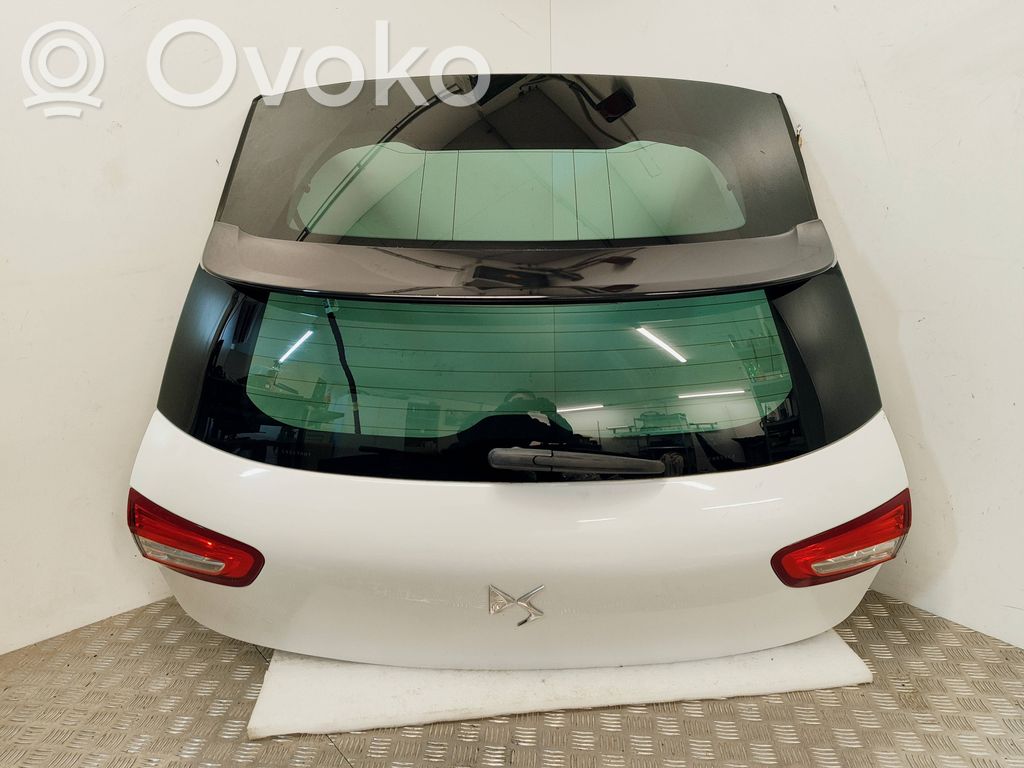 Tailgate/trunk/boot lid