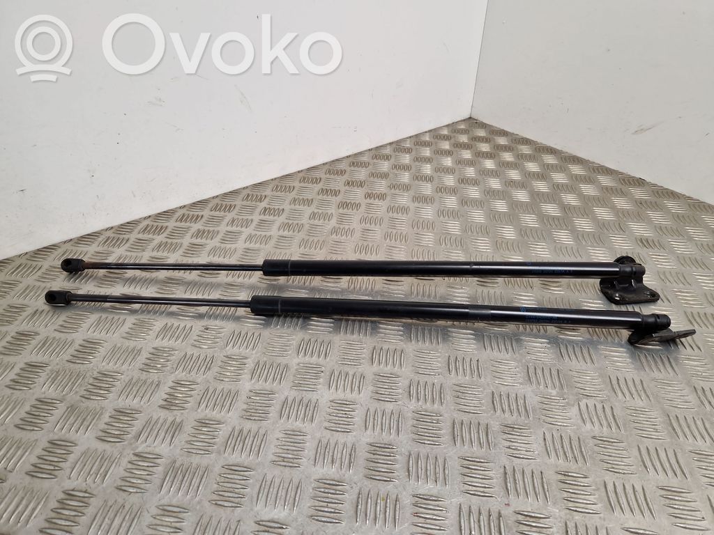 Ford Kuga II Amortyzator klapy tylnej bagażnika 