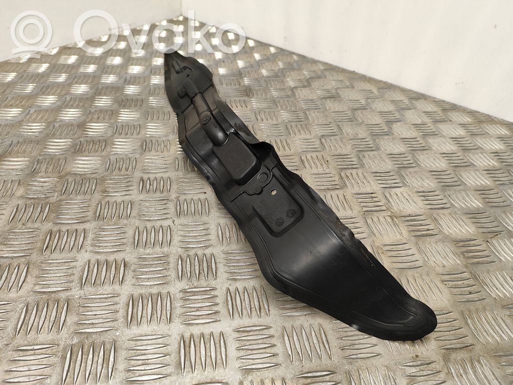 Citroen C4 II Lokasuojan päätylista 
