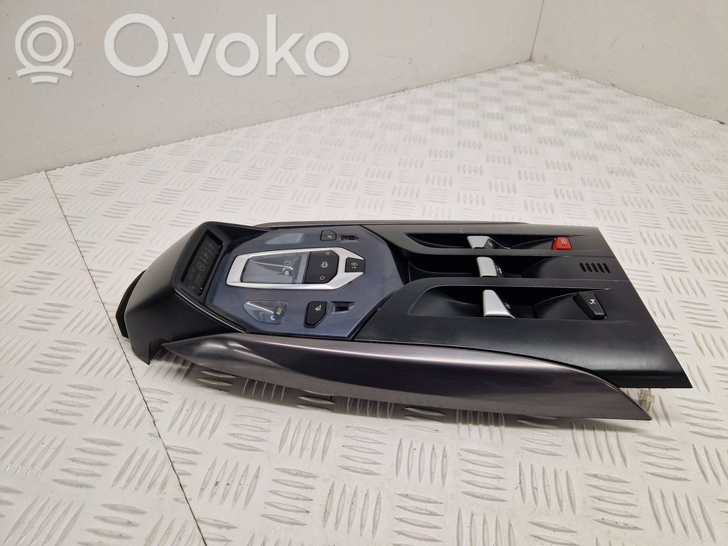 Citroen DS5 Front seat light 