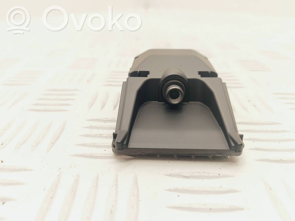 Peugeot 5008 II Windshield/windscreen camera 