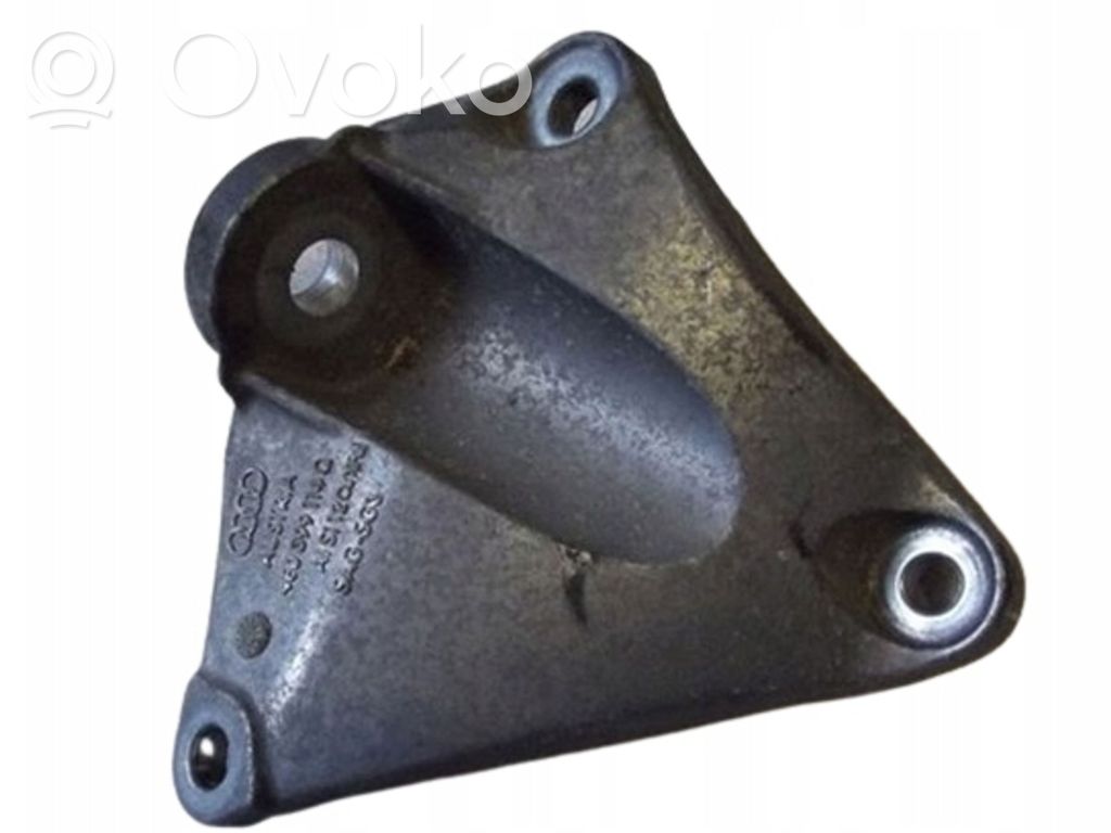 Audi A8 S8 D3 4E Engine mounting bracket 