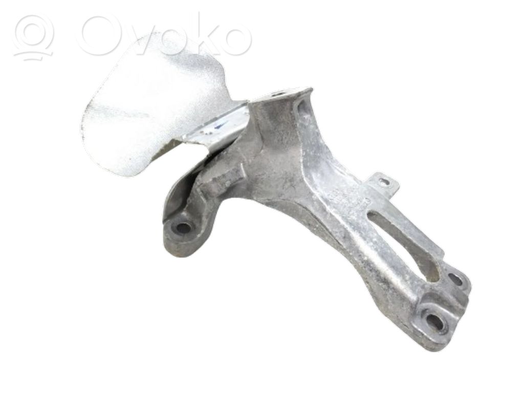 Audi Q5 SQ5 8R Engine mounting bracket 