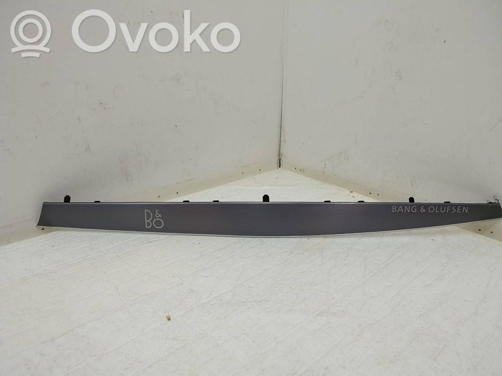 Audi A8 S8 D5 Ornament bord 